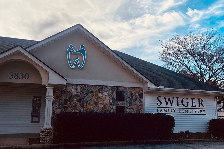 Dr Craig D. Swiger